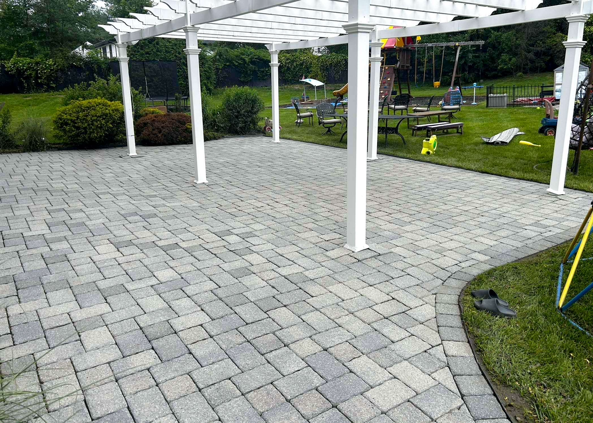 After – patio cleaning