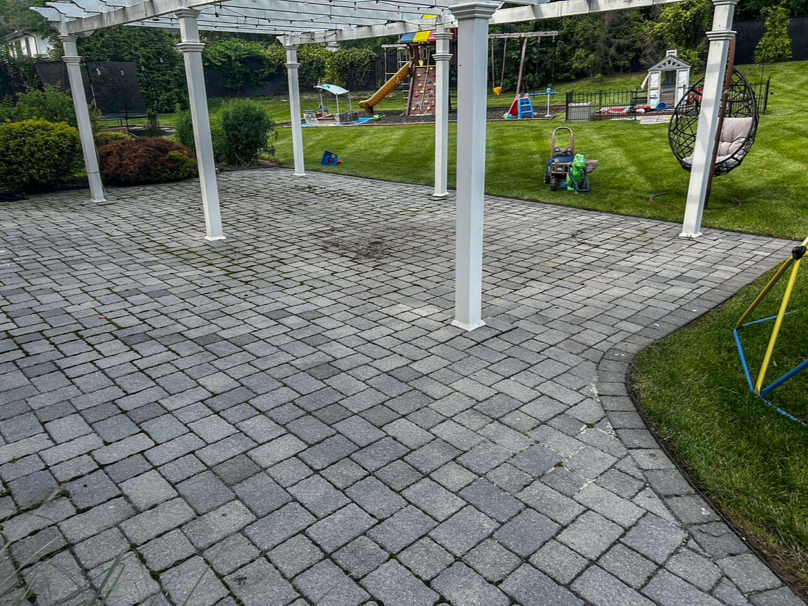 Before – patio cleaning